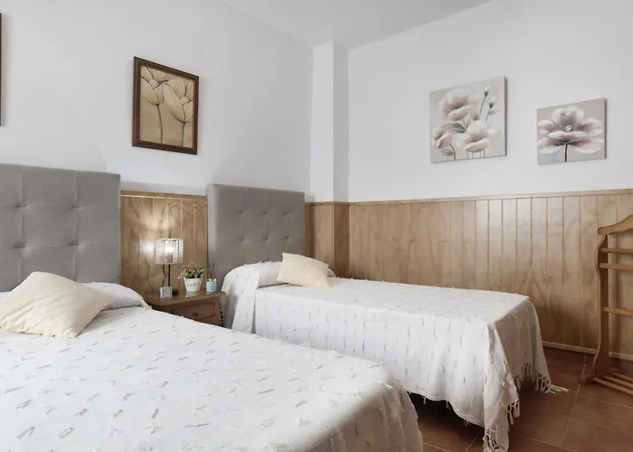 Juan Carlos - Familias كونيل ذي لا فرونتيرا